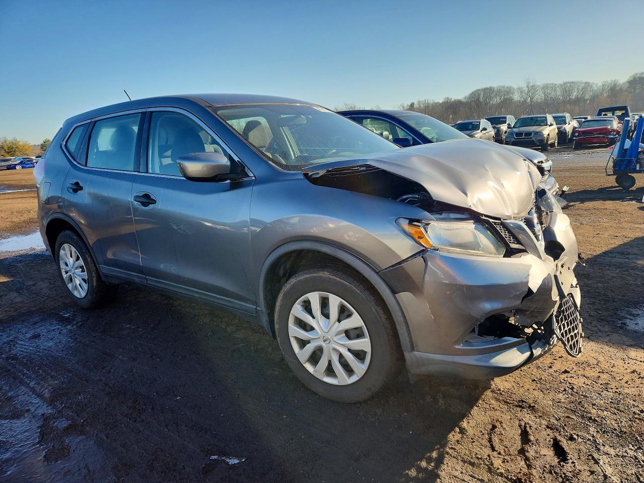 2016 Nissan Rogue S - Image 4