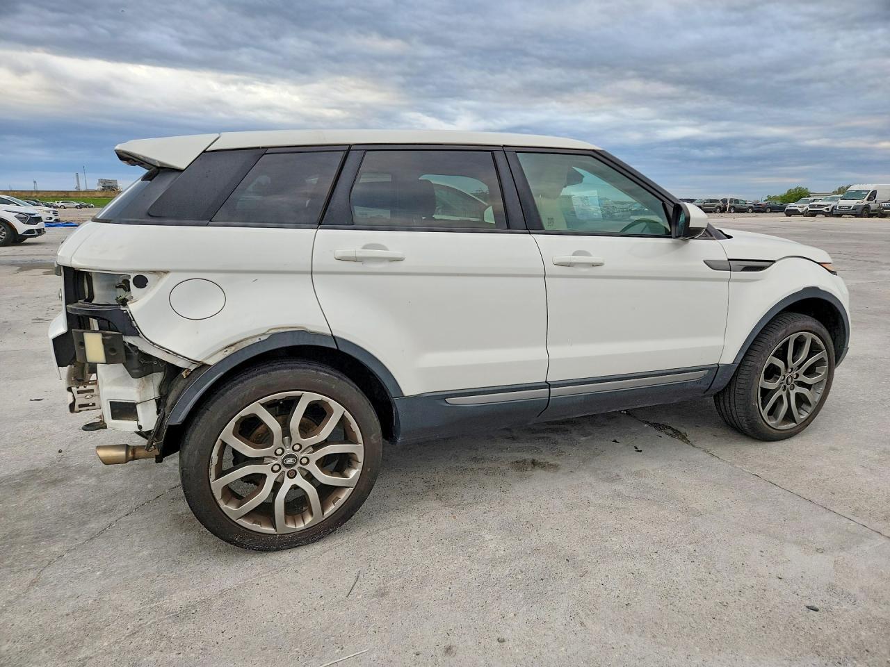 2015 Land Rover Range Rover Evoque Pure Premium - Фото 3