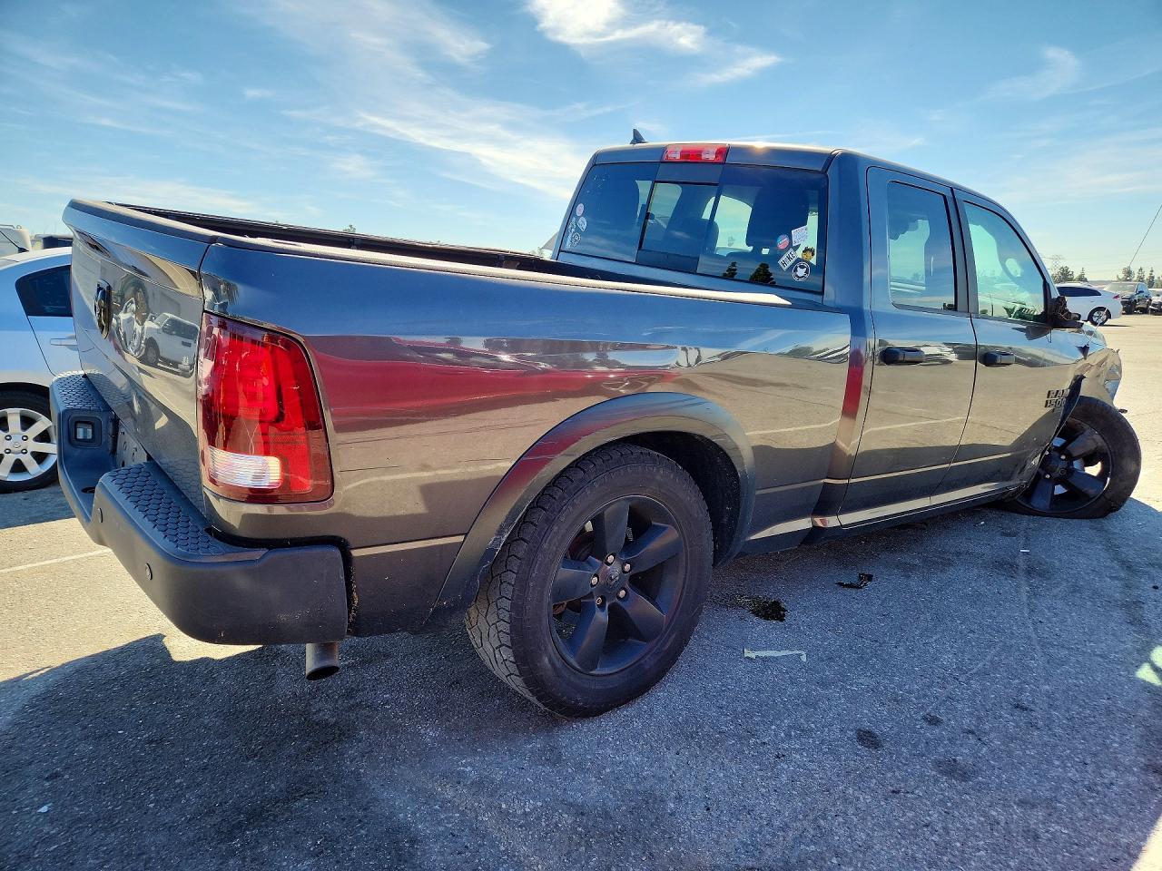 2020 Ram 1500 Classic Warlock - Фото 3