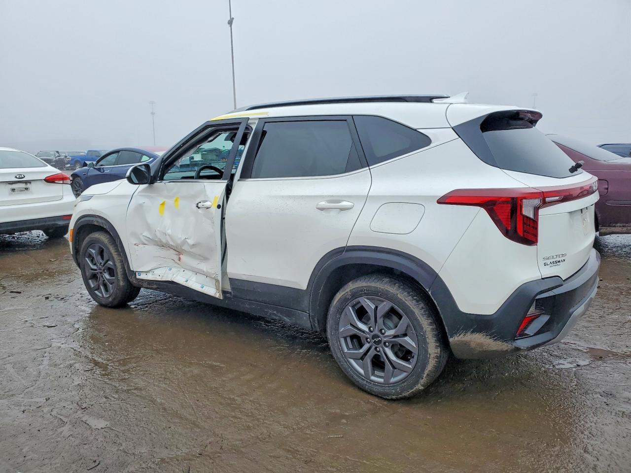 2024 Kia Seltos S - Image 2