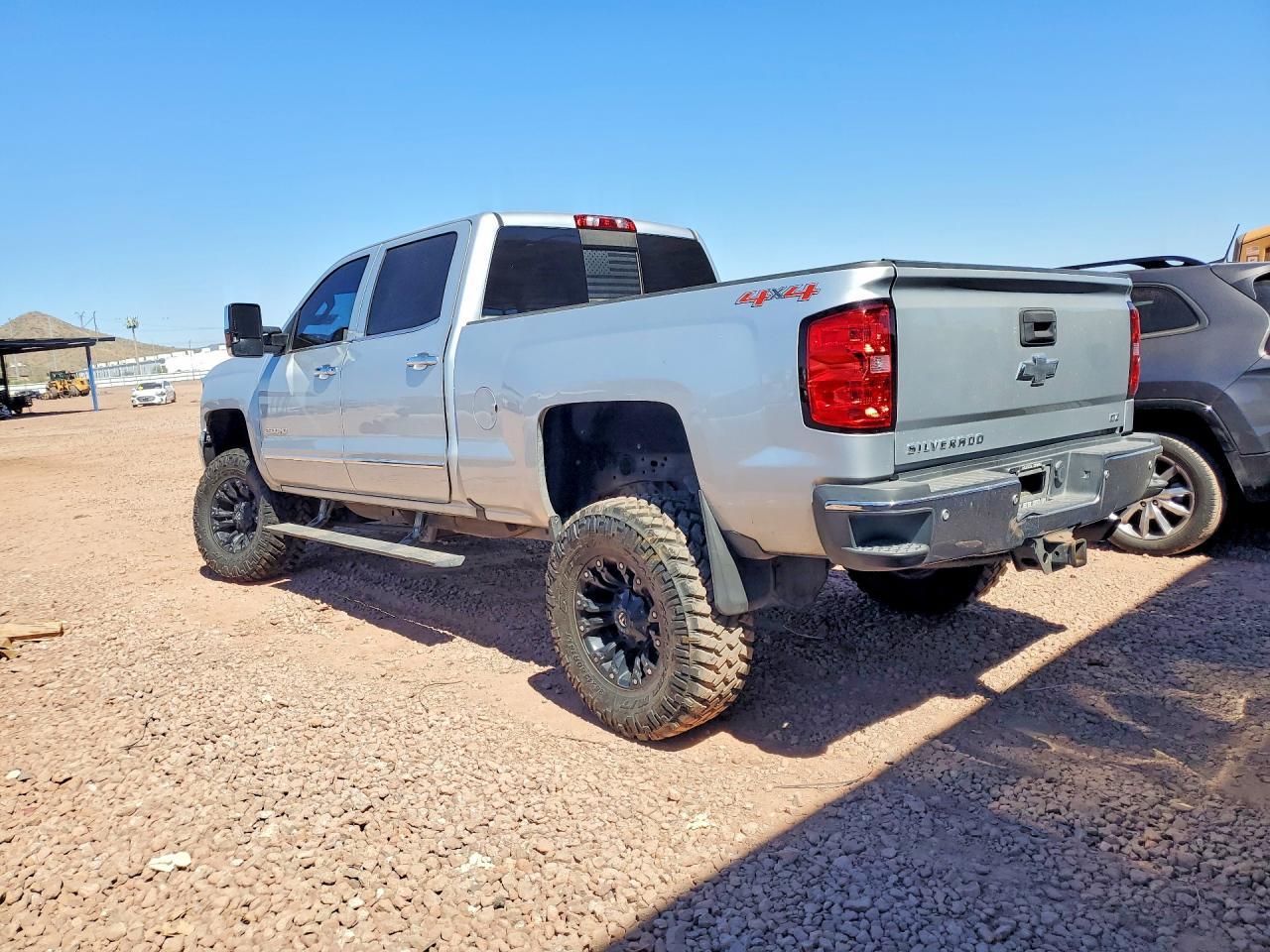 2016 Chevrolet Silverado K2500 Heavy Duty Ltz - Фото 2