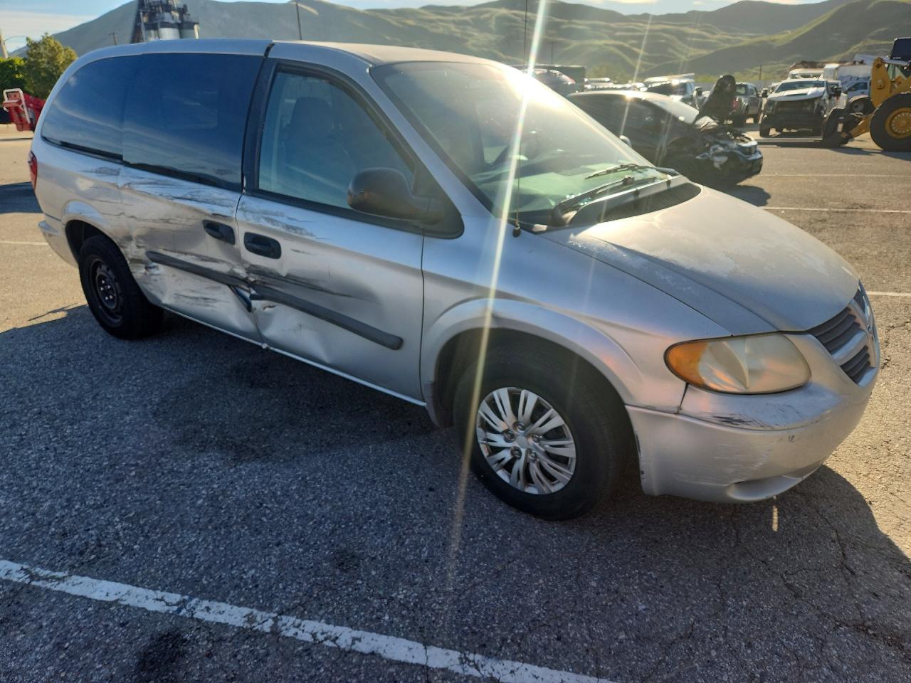 2005 Dodge Grand Caravan Se - Фото 4
