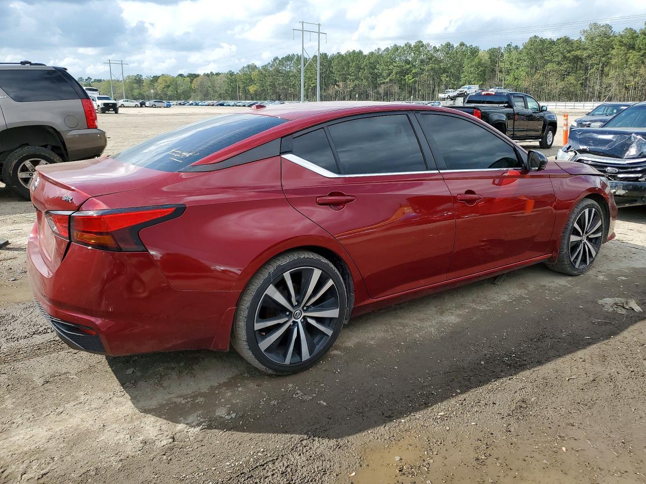 2020 Nissan Altima 2.5 Sr - Фото 3