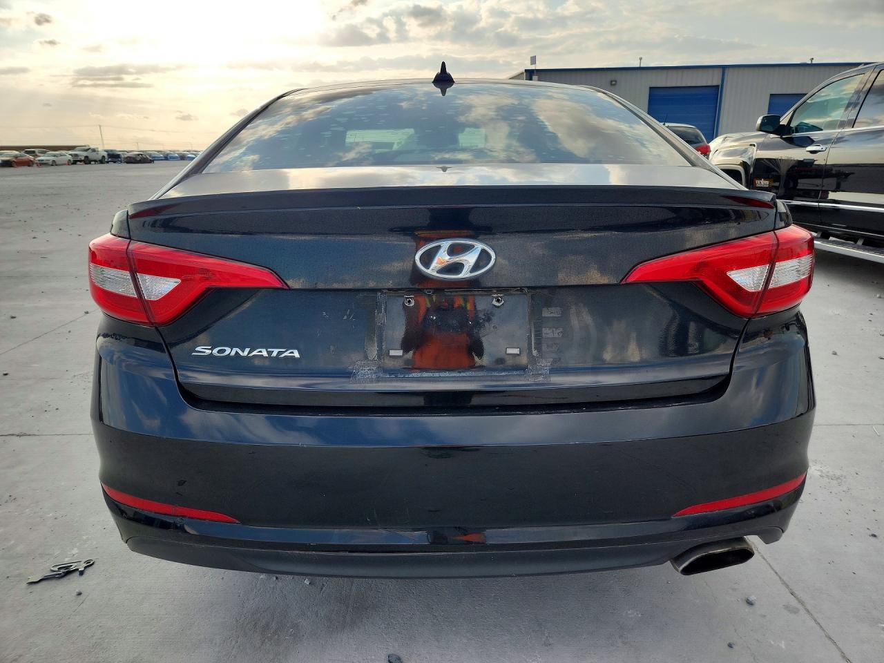 2016 Hyundai Sonata Se - Фото 6