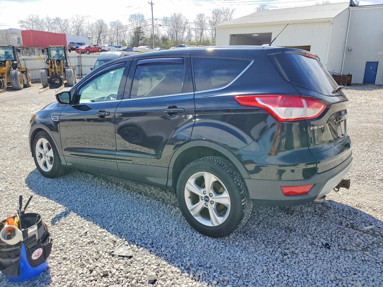2014 Ford Escape Se - Фото 2