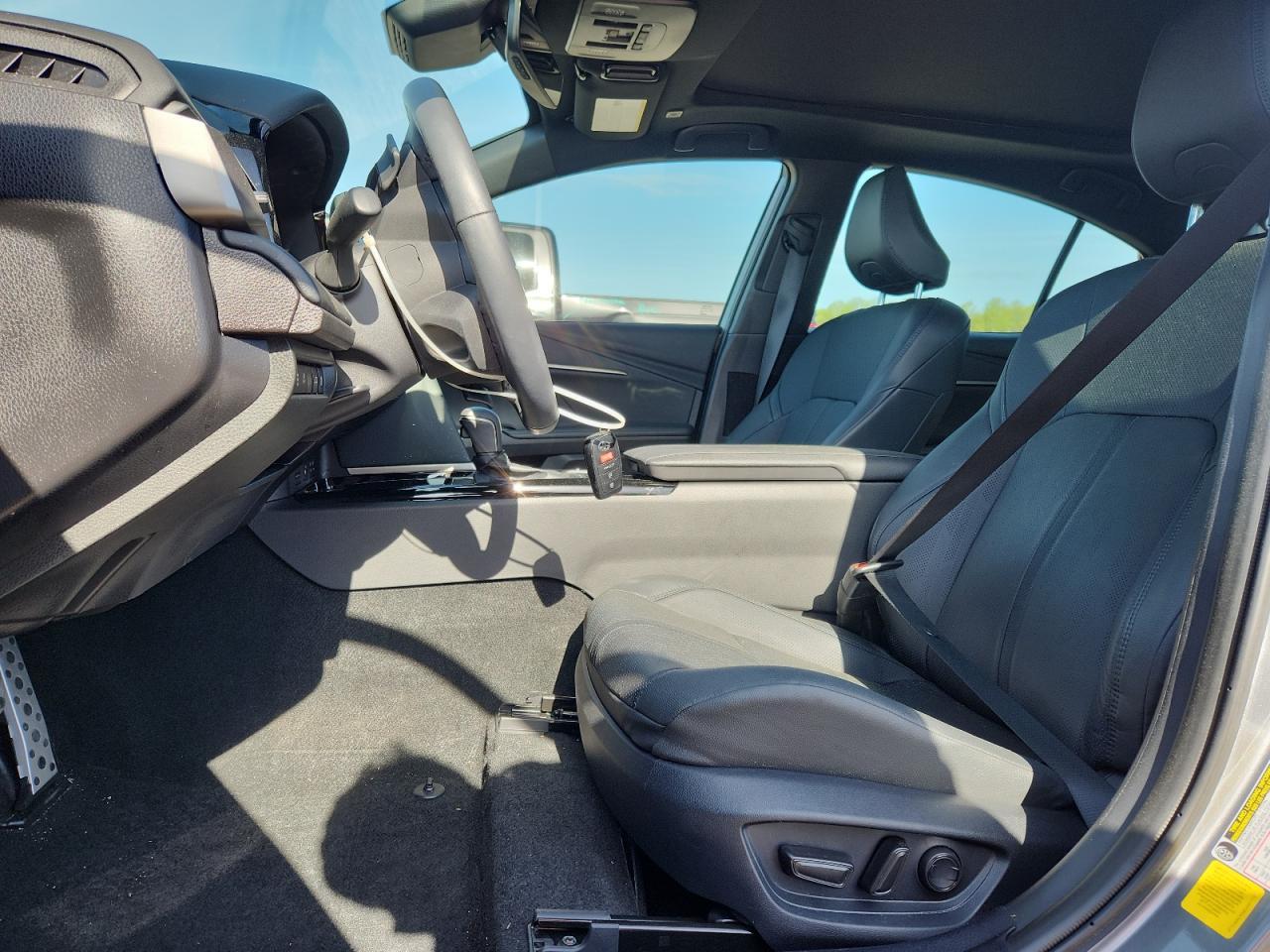 2025 Toyota Camry Xse - Image 7