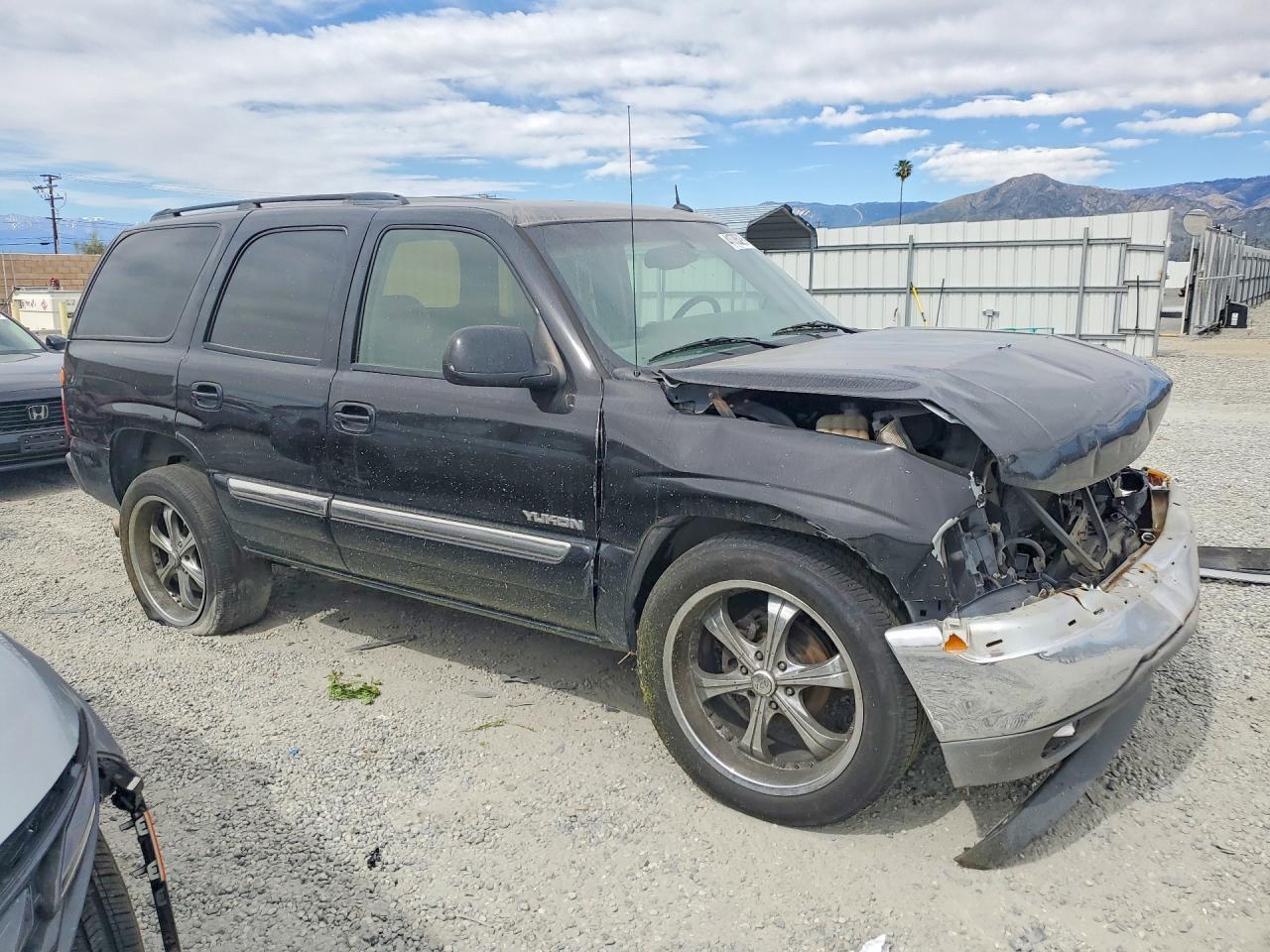 2005 GMC Yukon - Фото 4