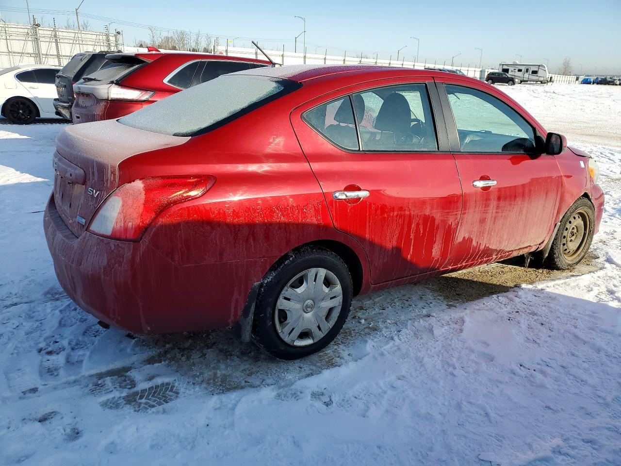 2012 Nissan Versa 1.6 S - Фото 3