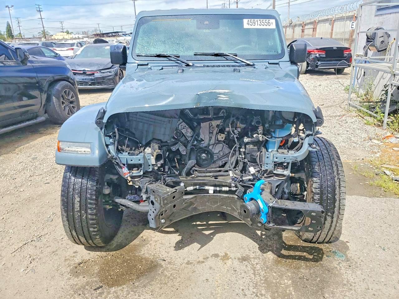 2024 Jeep Wrangler Sahara 4Xe - Фото 5