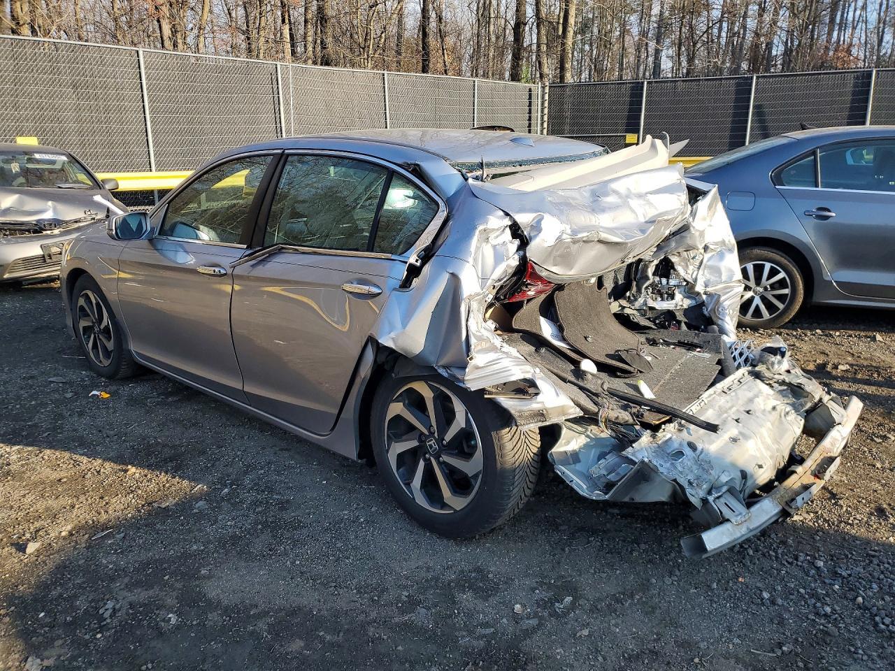 2016 Honda Accord Ex - Фото 2