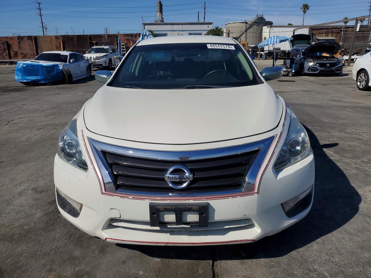 2014 Nissan Altima 2.5 S - Image 5