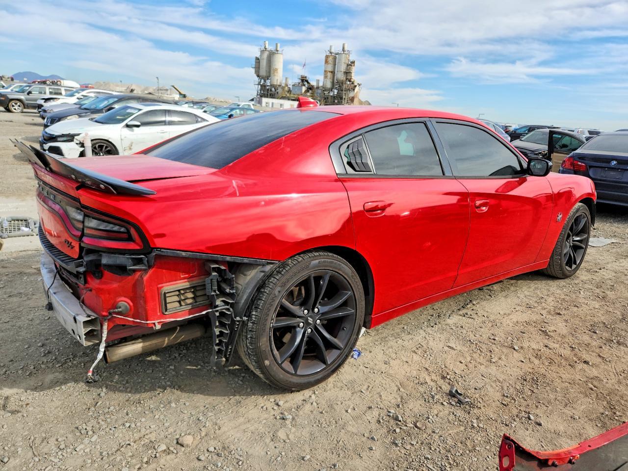 2018 Dodge Charger R - Image 3