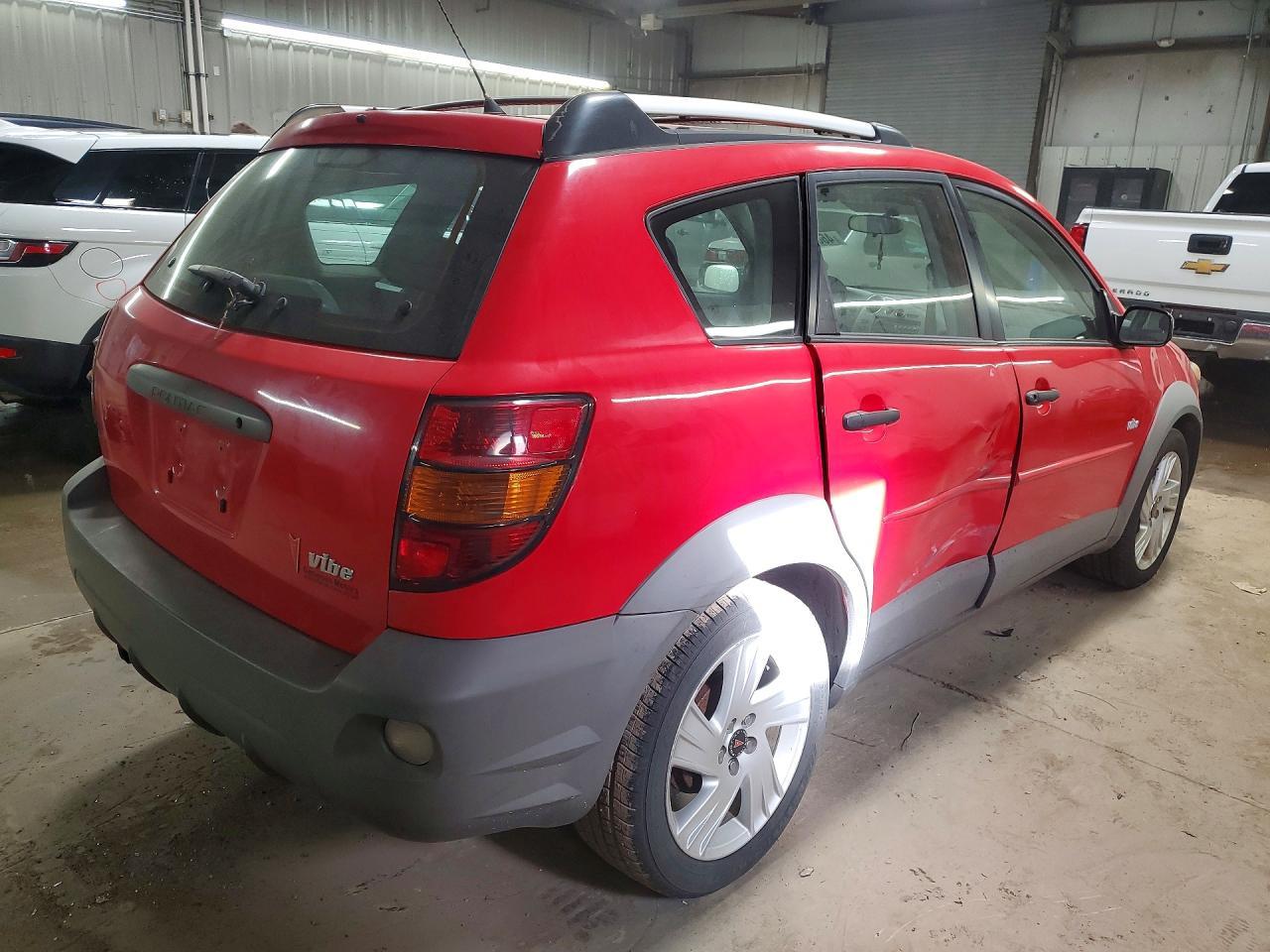 2003 Pontiac Vibe - Image 3