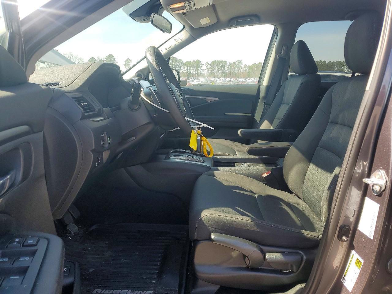 2020 Honda Ridgeline Sport - Image 7