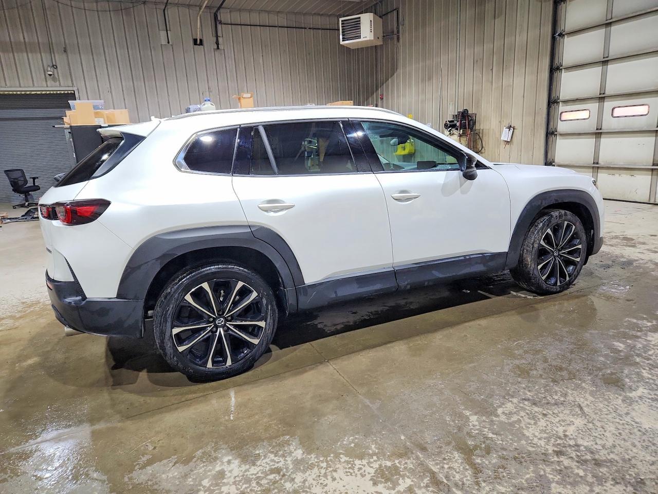 2025 Mazda Cx-50 Premium Plus - Фото 3