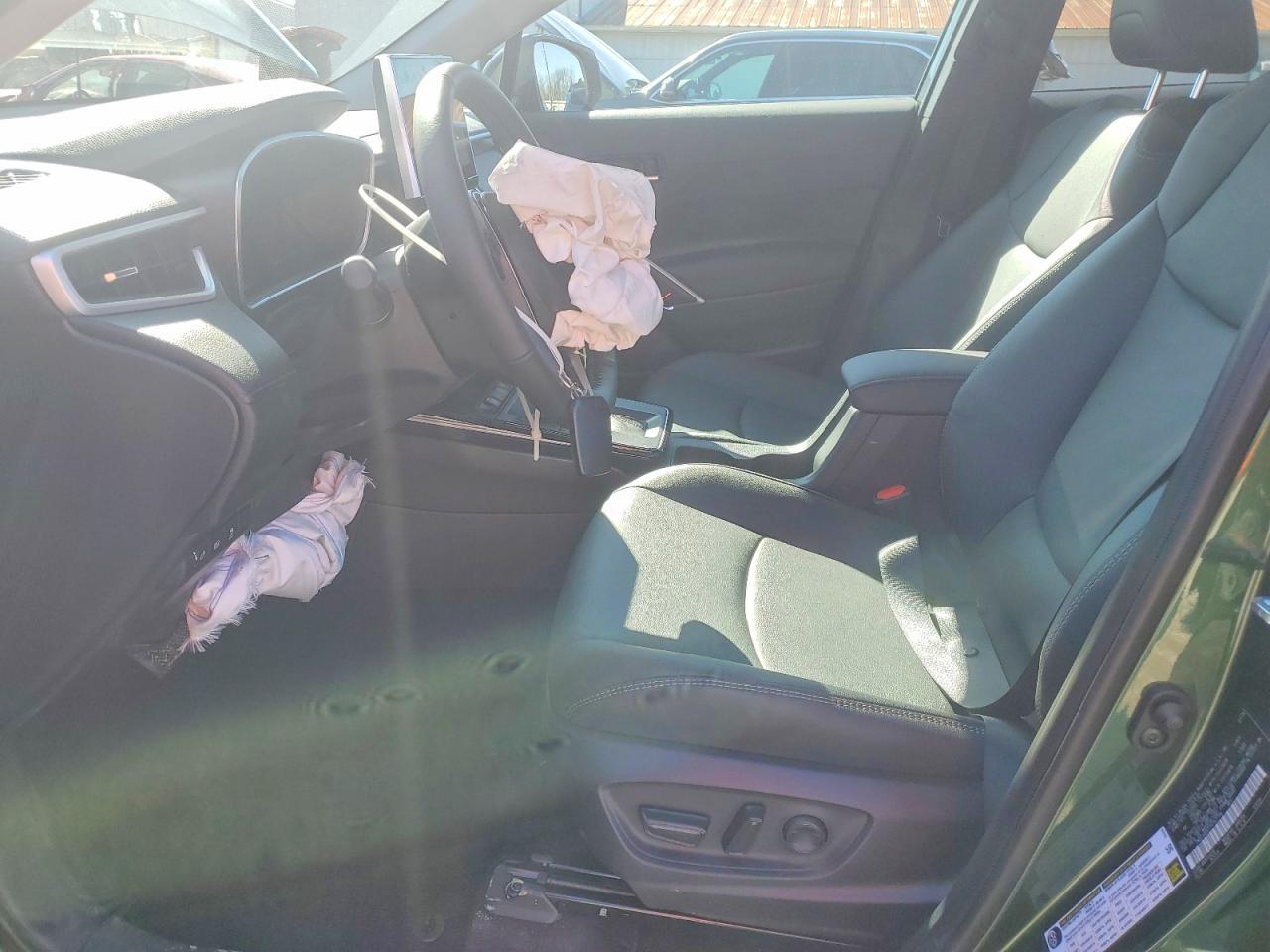 2026 Toyota Corolla Cross Xle - Image 7