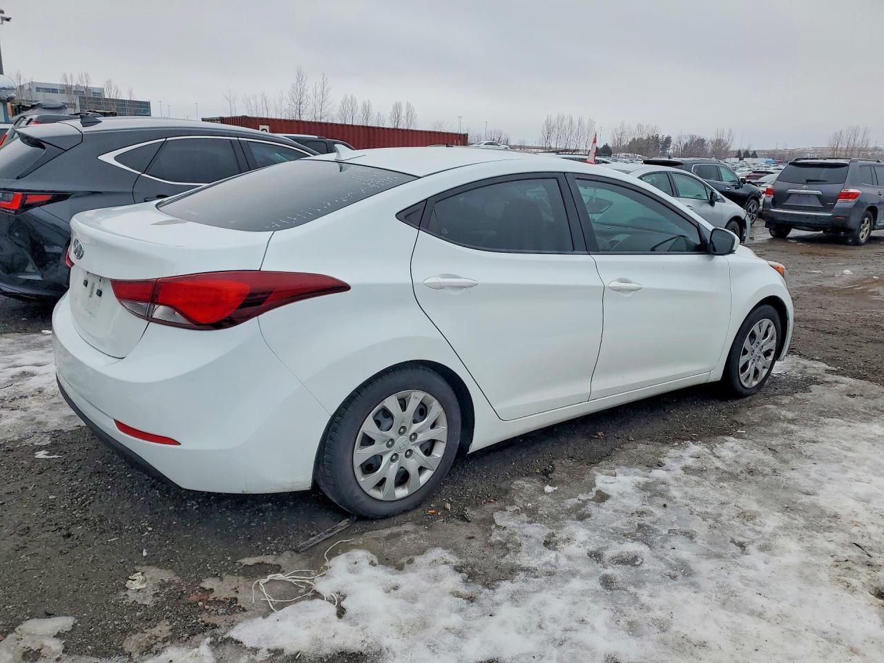 2015 Hyundai Elantra Se - Фото 3