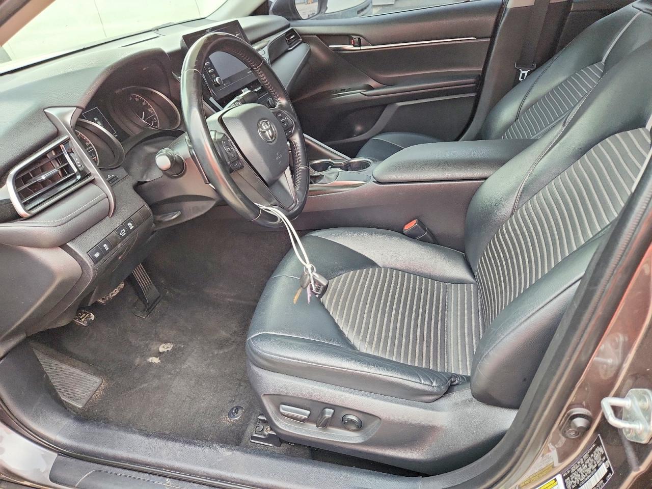 2021 Toyota Camry Se - Фото 7