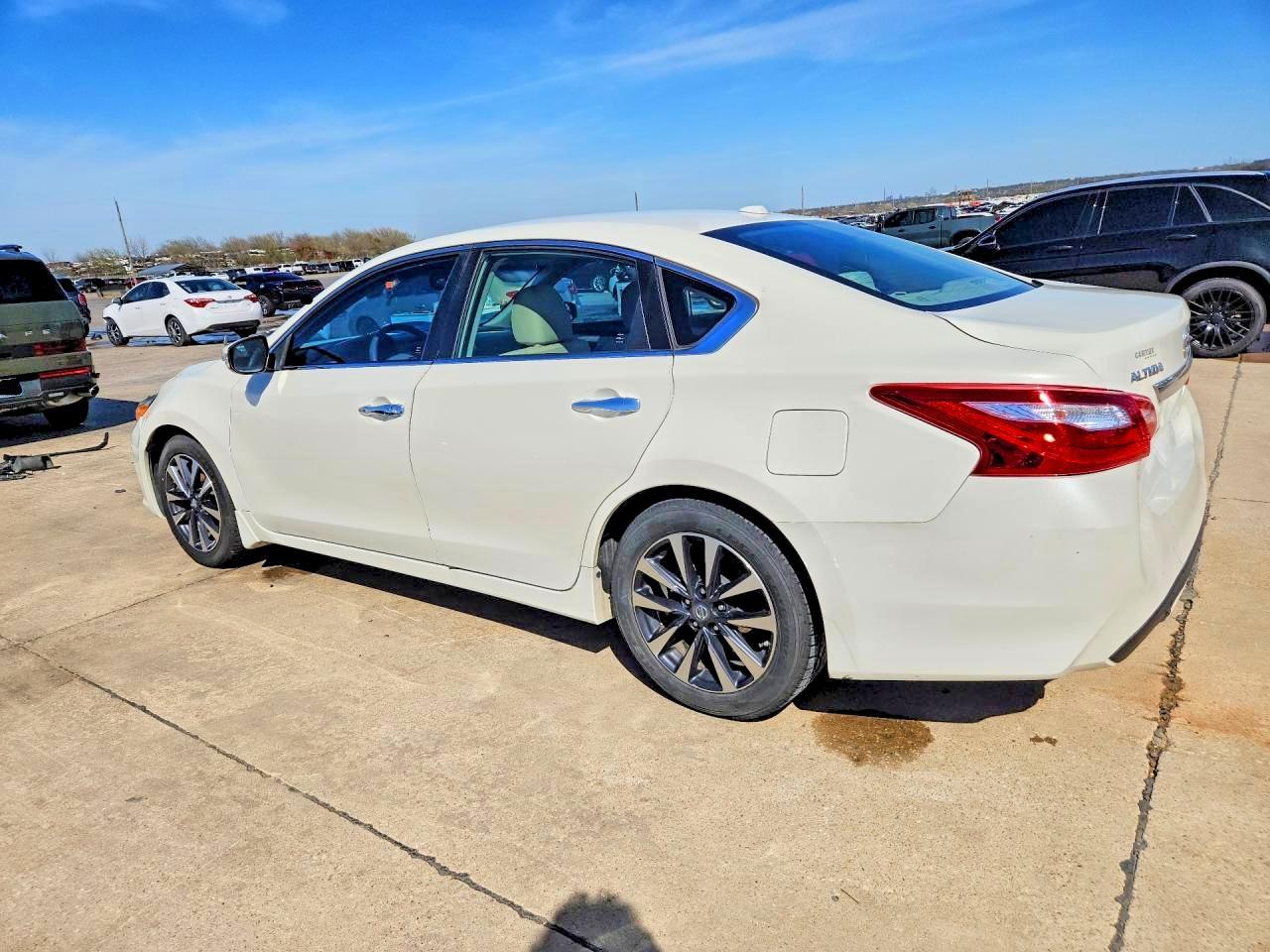 2016 Nissan Altima 2.5 Sv - Фото 2