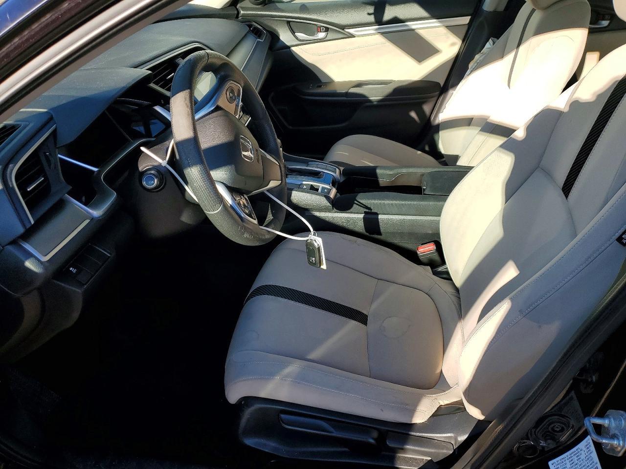 2018 Honda Civic Ex - Image 7