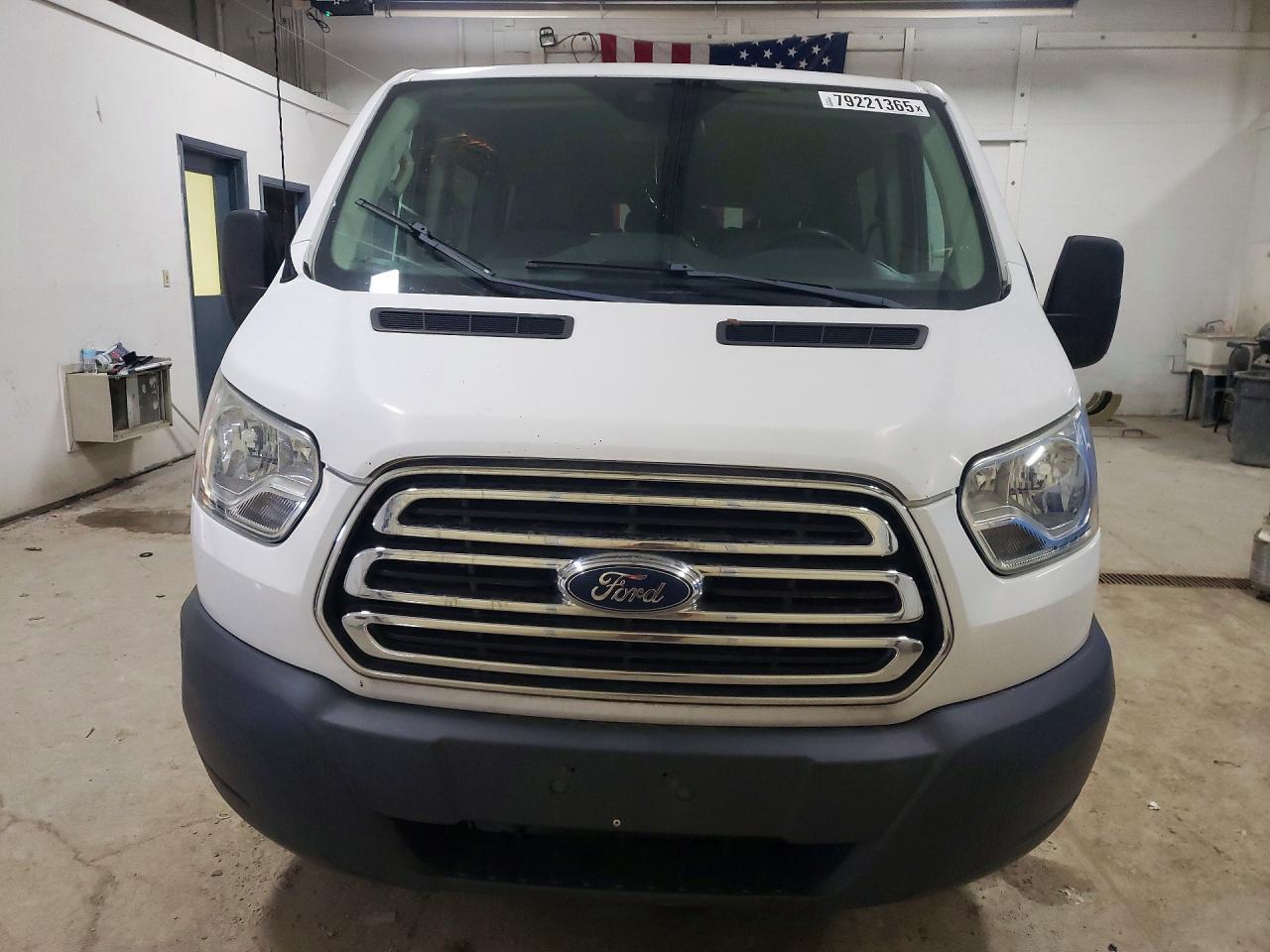 2015 Ford Transit T-350 - Фото 5