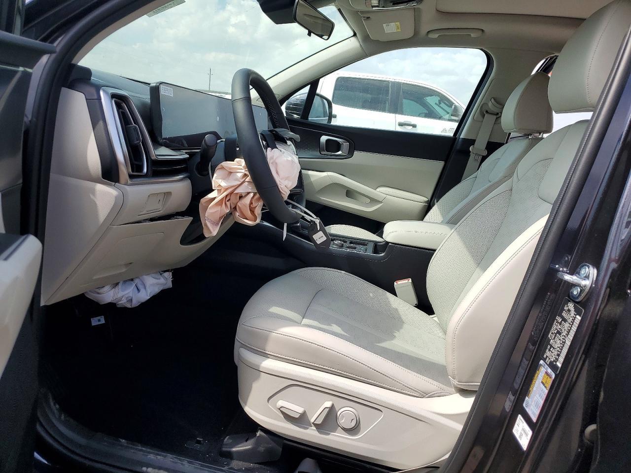 2026 Kia Sorento S - Image 7