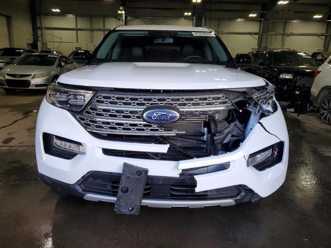 2023 Ford Explorer Limited - Image 5