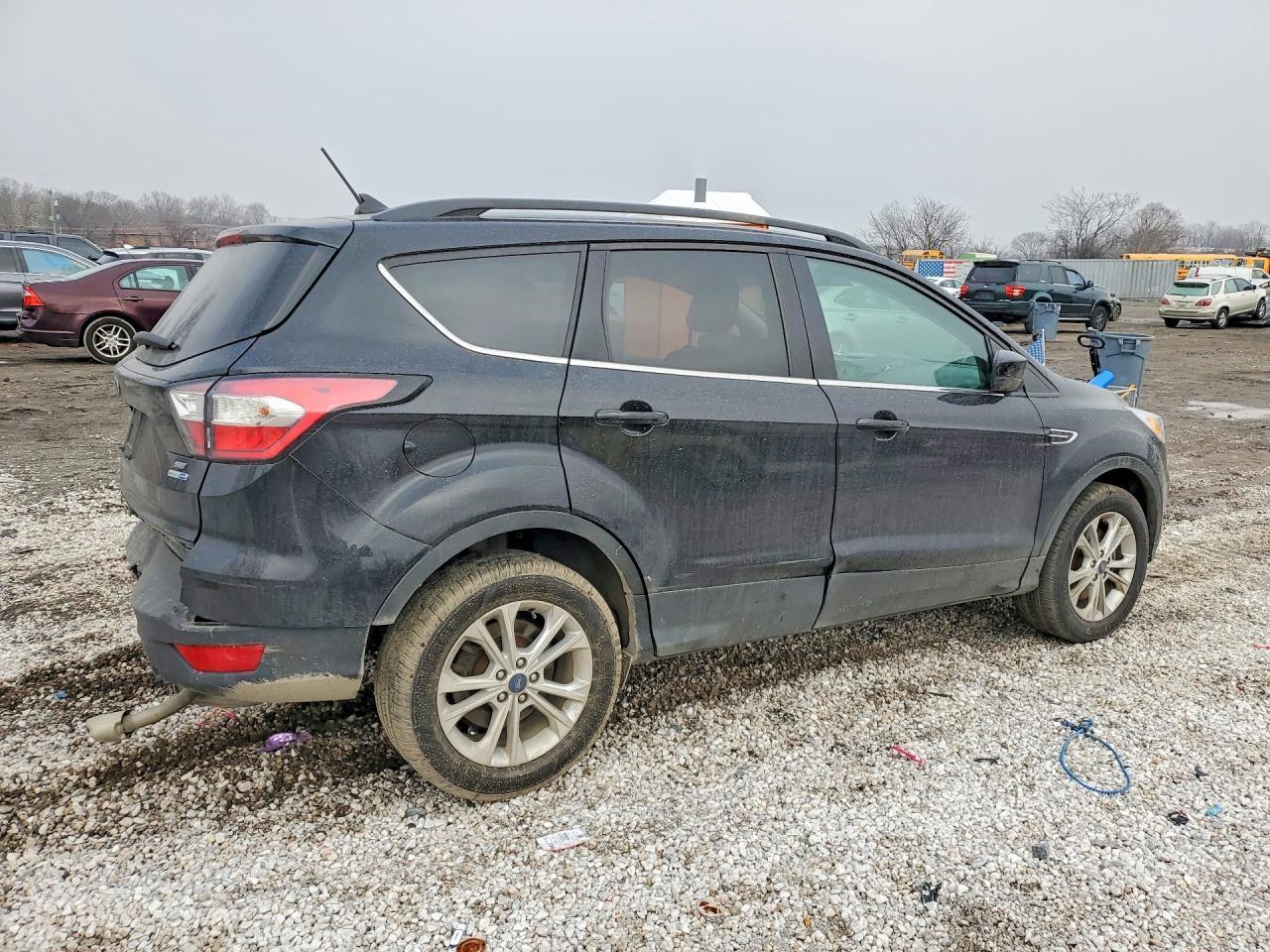 2018 Ford Escape Se - Фото 3