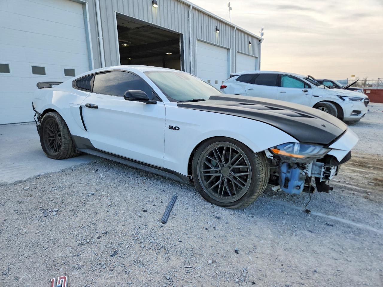 2019 Ford Mustang Gt - Image 4
