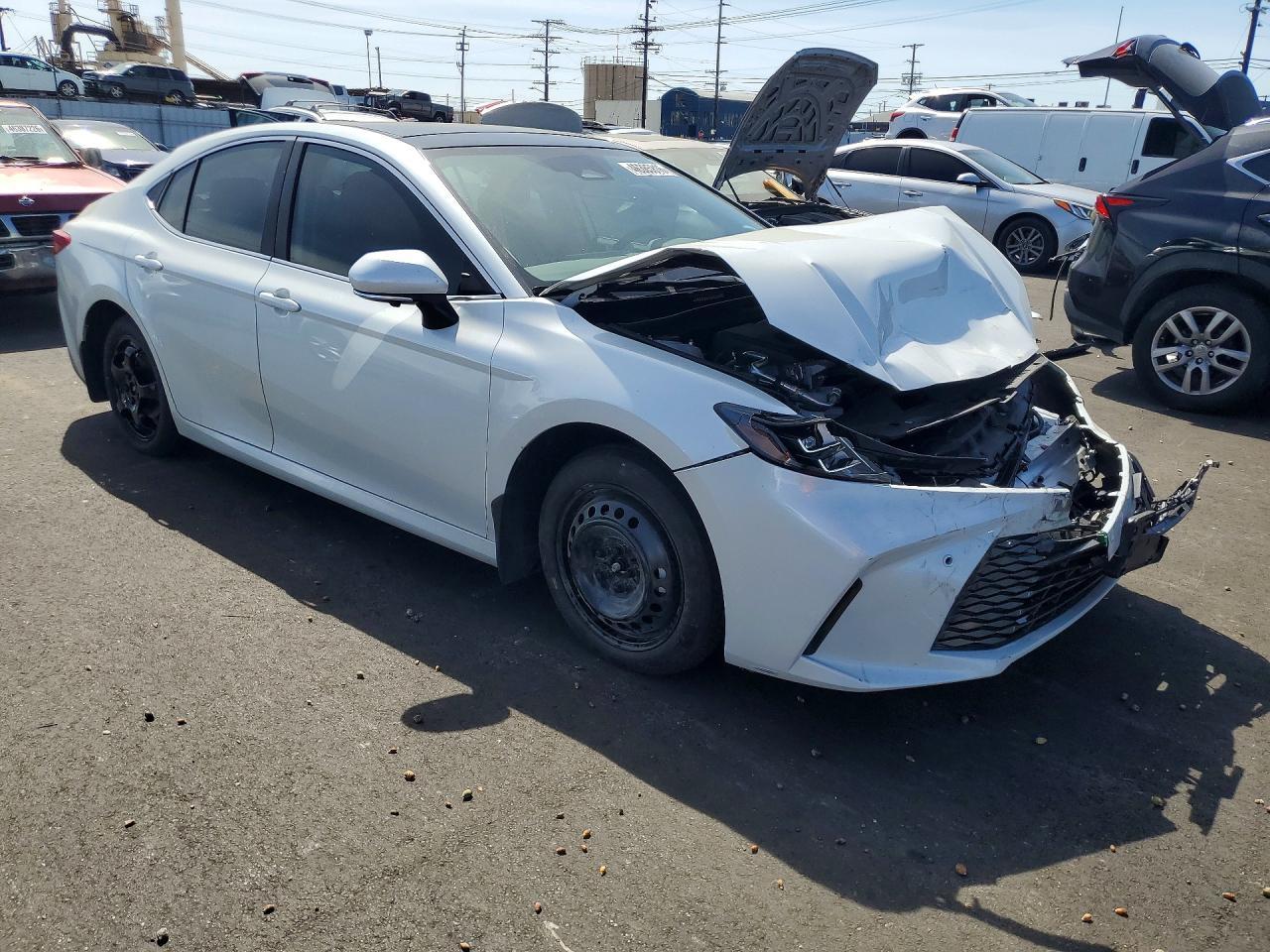 2025 Toyota Camry Xle - Image 4