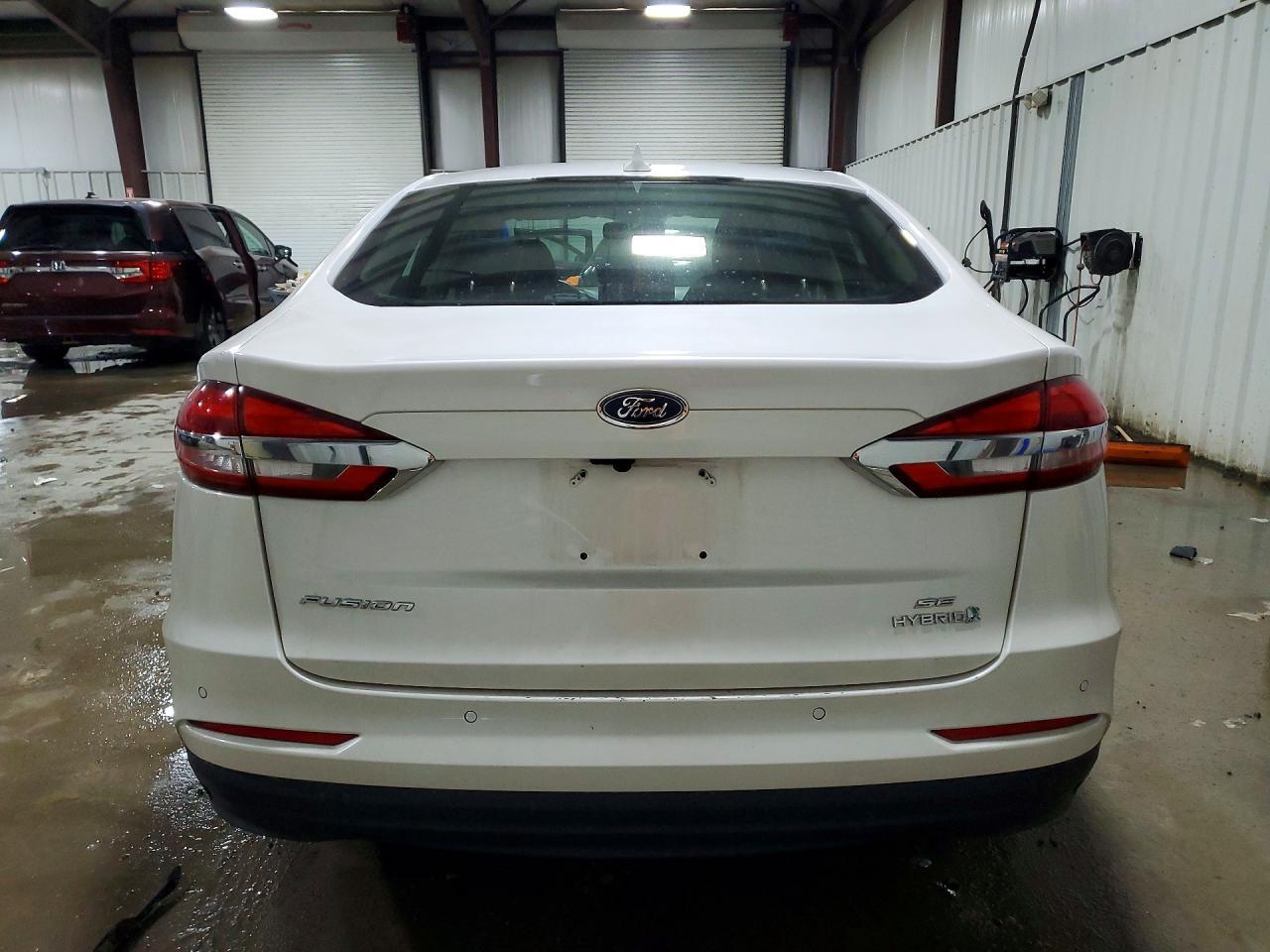 2019 Ford Fusion Se - Фото 6