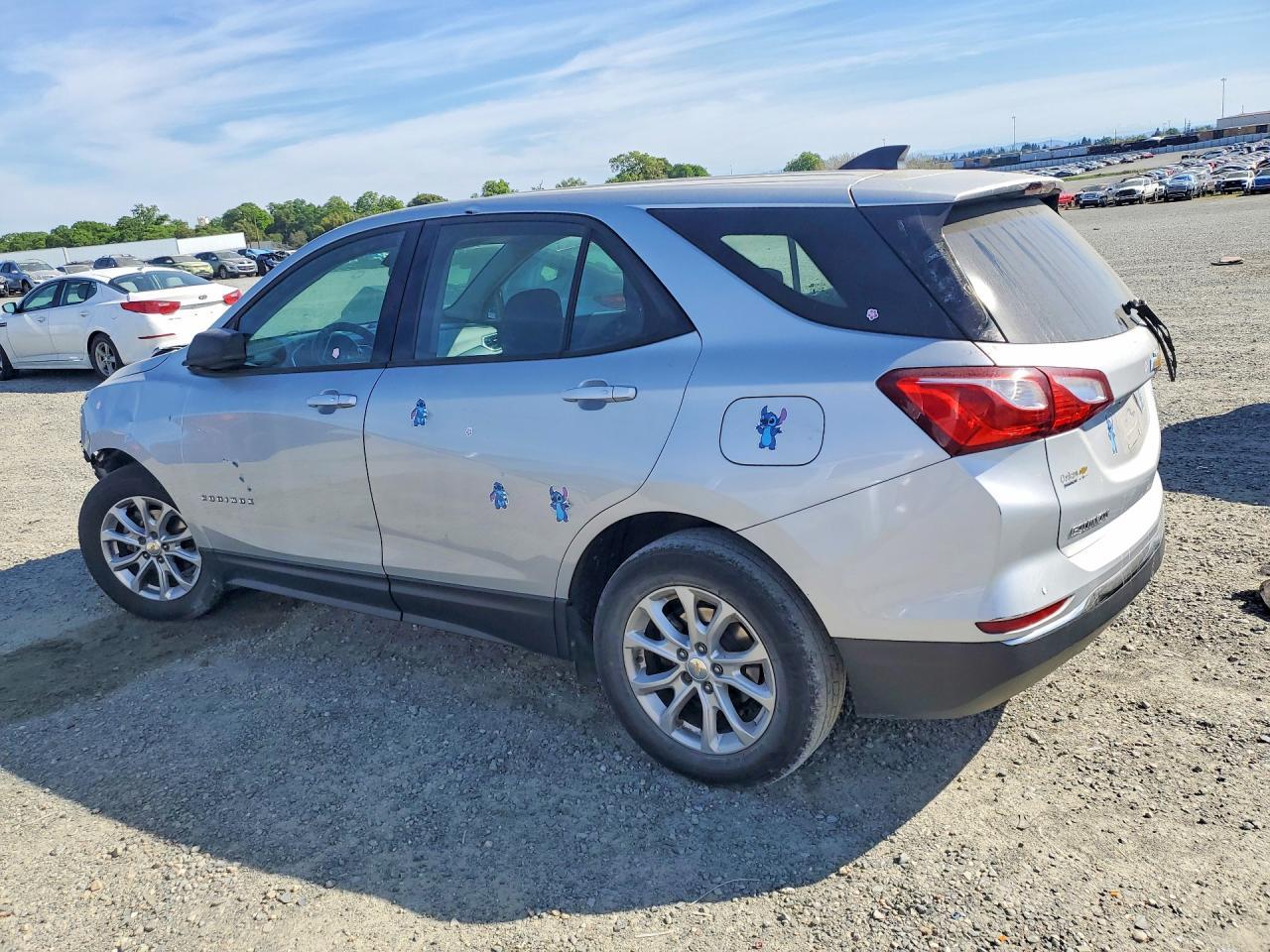 2018 Chevrolet Equinox Ls - Image 2