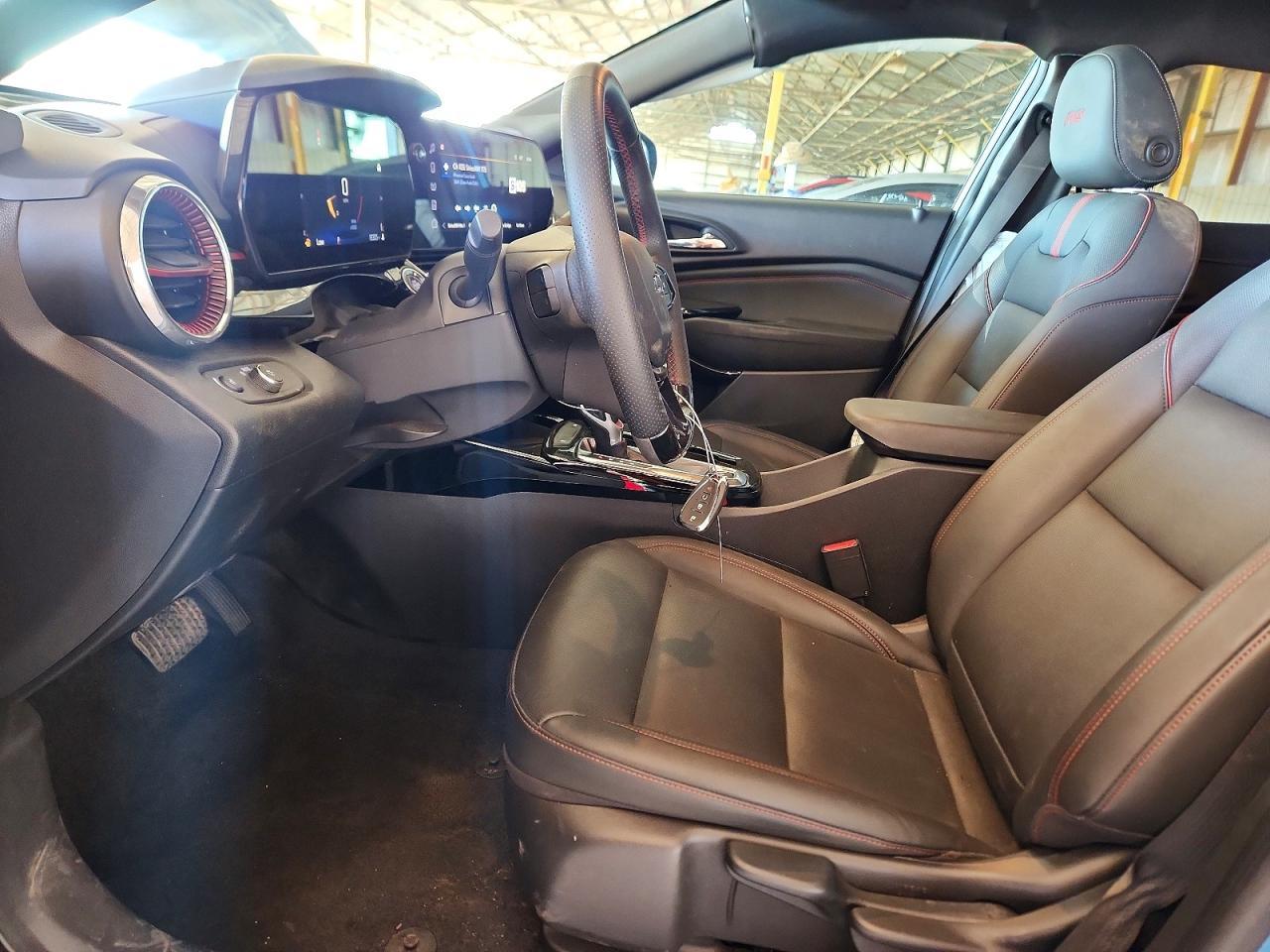 2025 Chevrolet Trax 2Rs - Фото 7