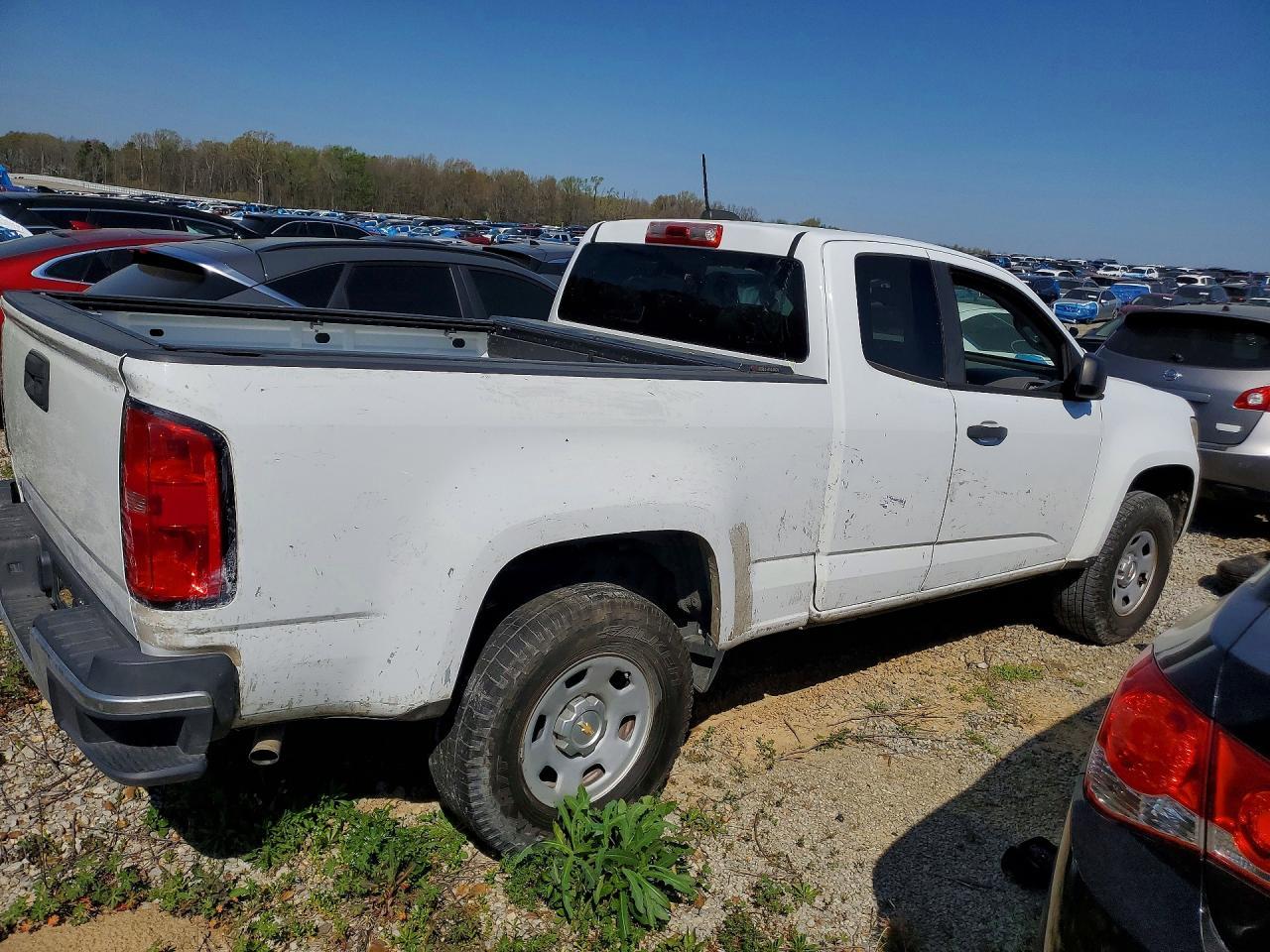 2015 Chevrolet Colorado - Фото 3
