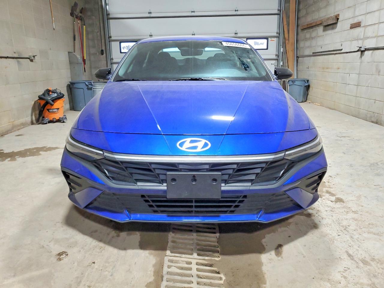 2025 Hyundai Elantra Sel Sport - Фото 5