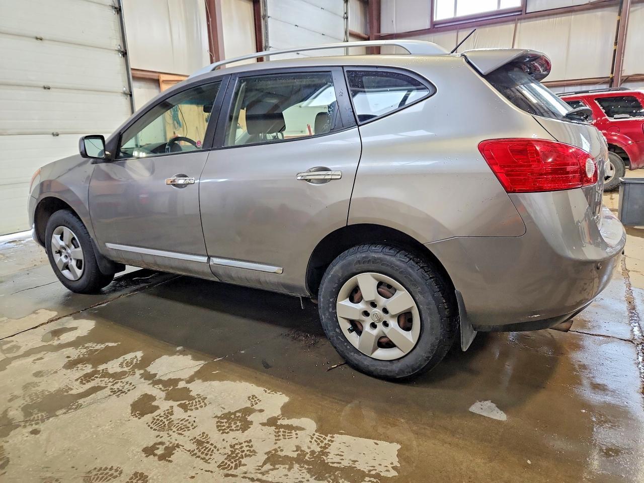 2013 Nissan Rogue S - Image 2