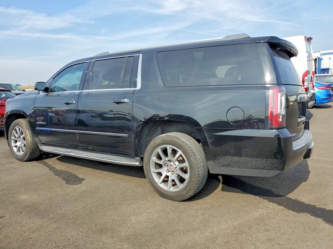 2020 GMC Yukon Xl Denali - Фото 2