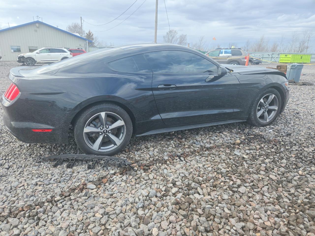 2015 Ford Mustang - Фото 3