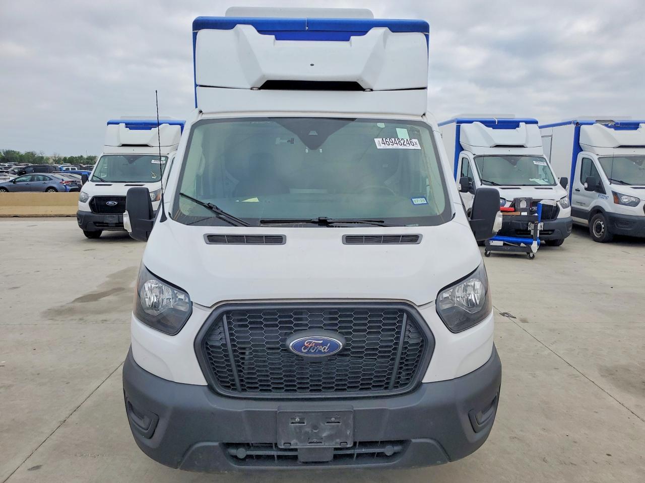 2022 Ford Transit Delivery Truck - Фото 5