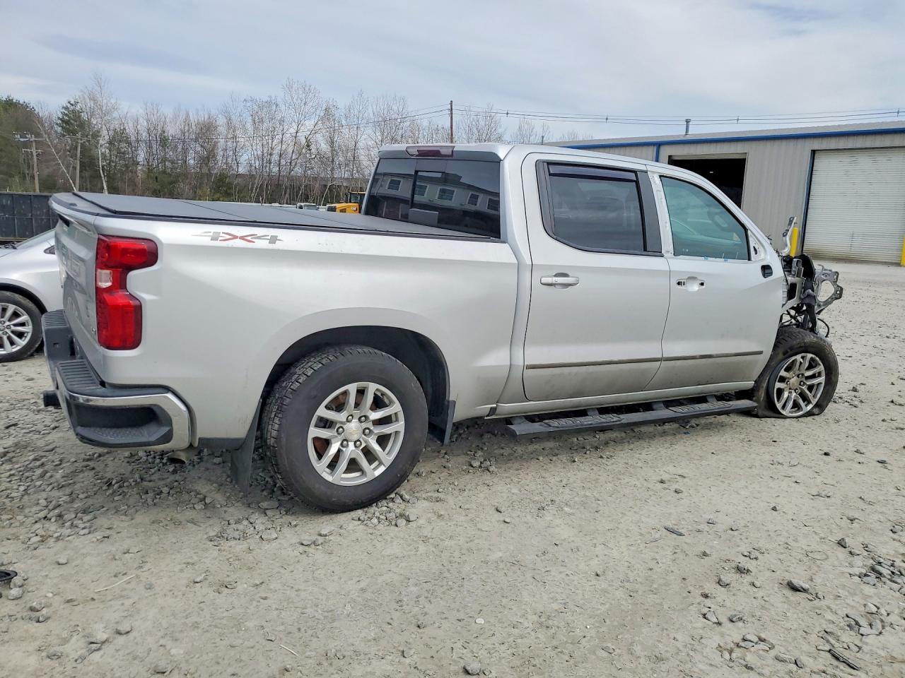 2019 Chevrolet Silverado K1500 Lt - Image 3