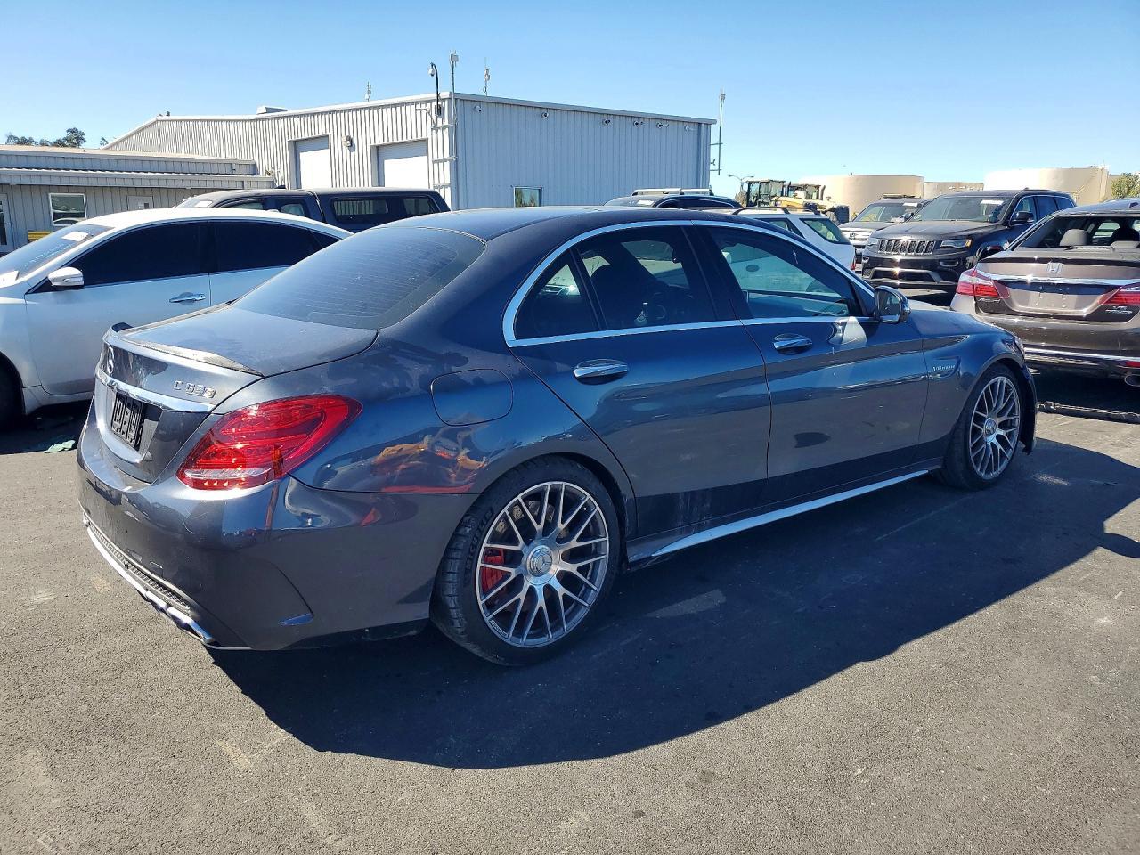 2016 Mercedes-Benz C 63 Amg-S - Фото 3