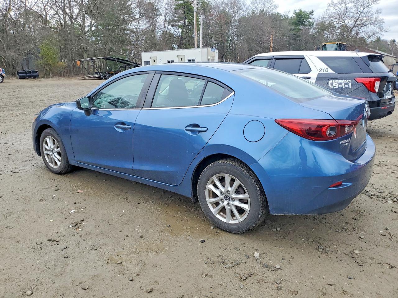 2017 Mazda 3 Sport - Фото 2