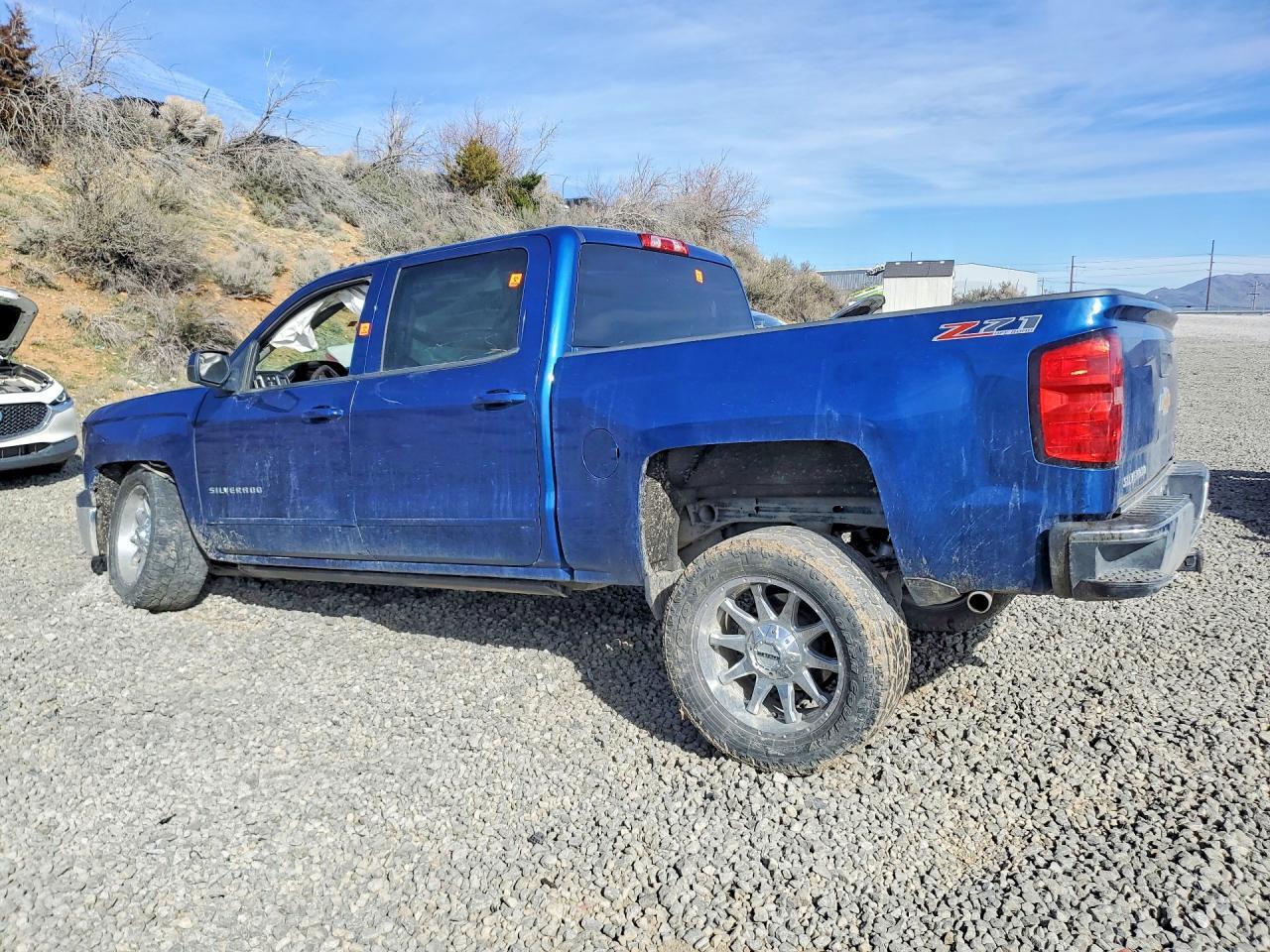 2015 Chev Silverado K1500 Lt - Фото 2