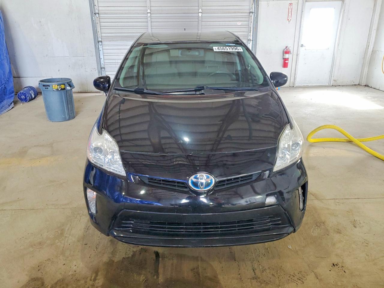 2013 Toyota Prius Two - Фото 5