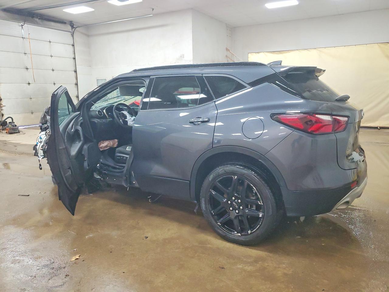 2022 Chevrolet Blazer 2Lt - Image 2