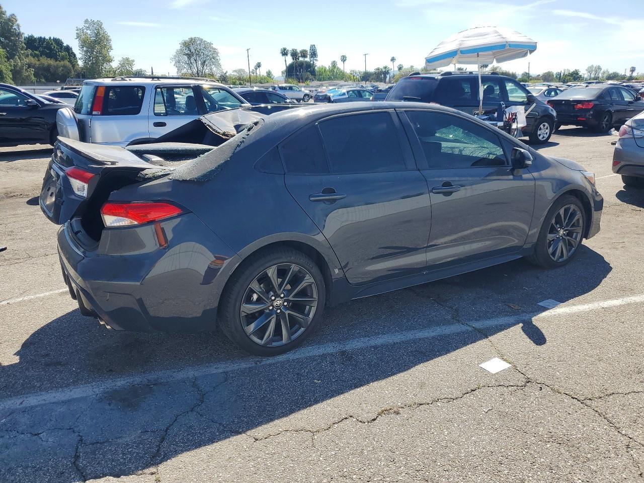 2025 Toyota Corolla Se - Image 3