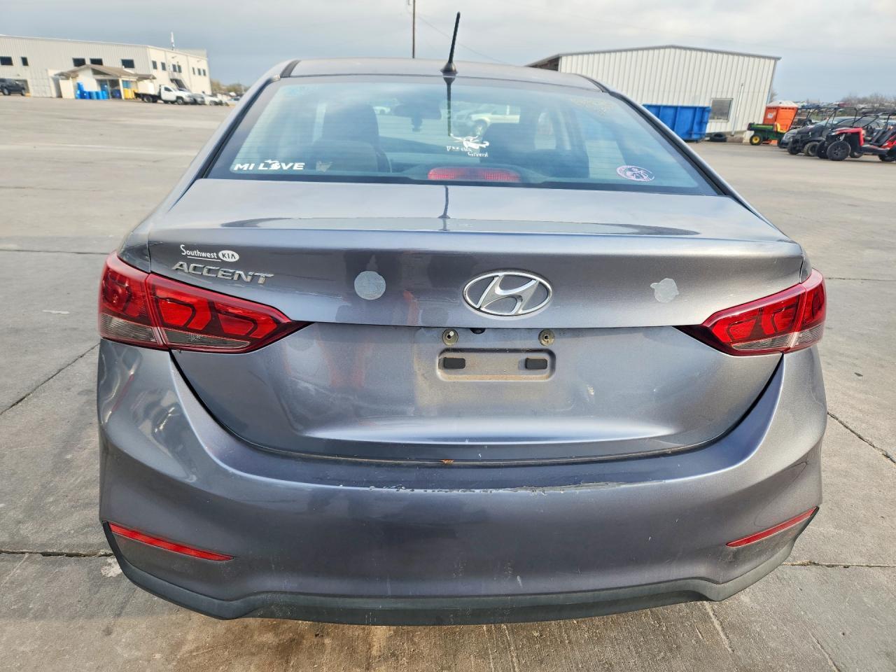 2018 Hyundai Accent - Фото 6