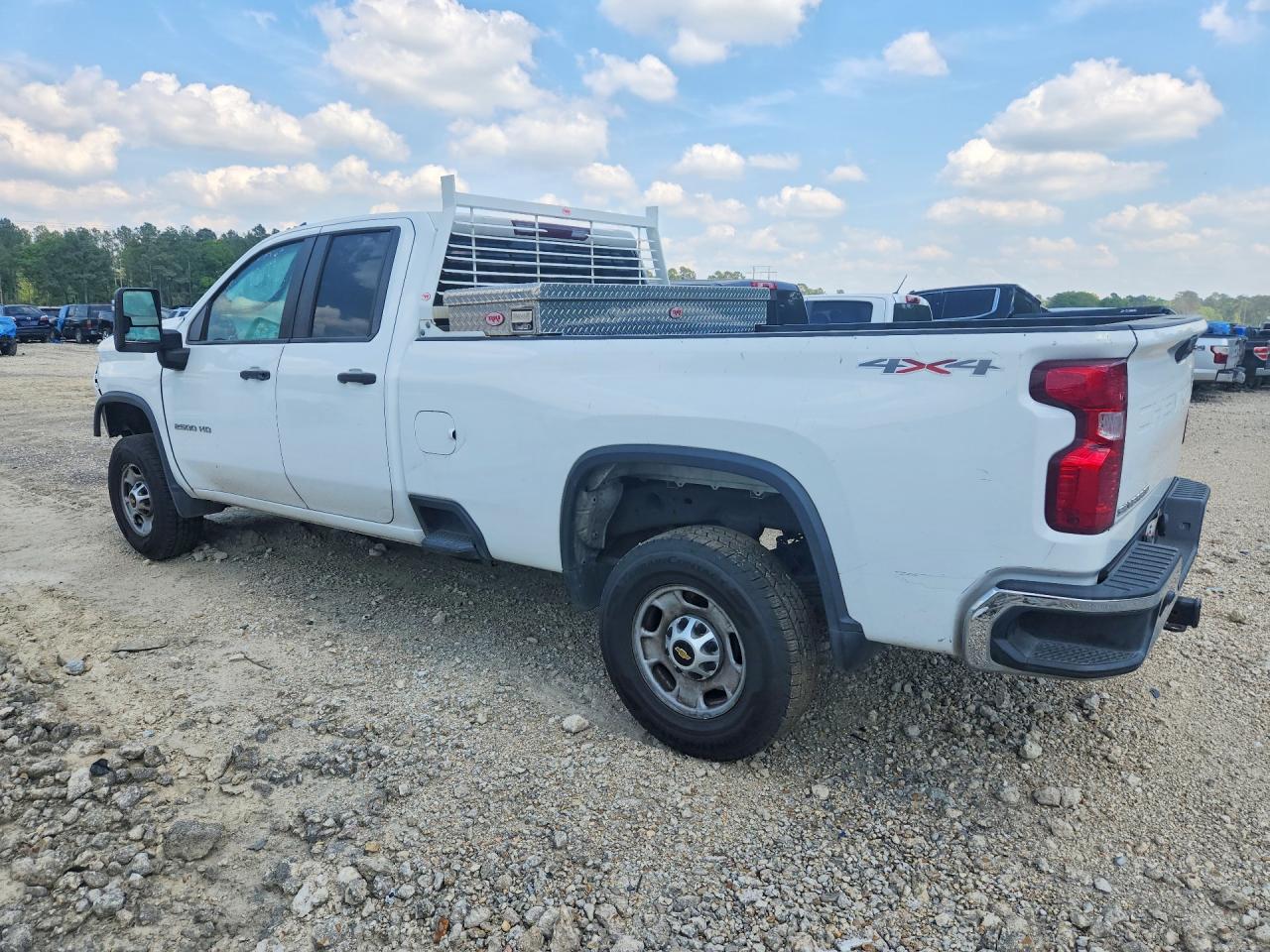 2021 Chevrolet Silverado K2500 Heavy Duty - Фото 2
