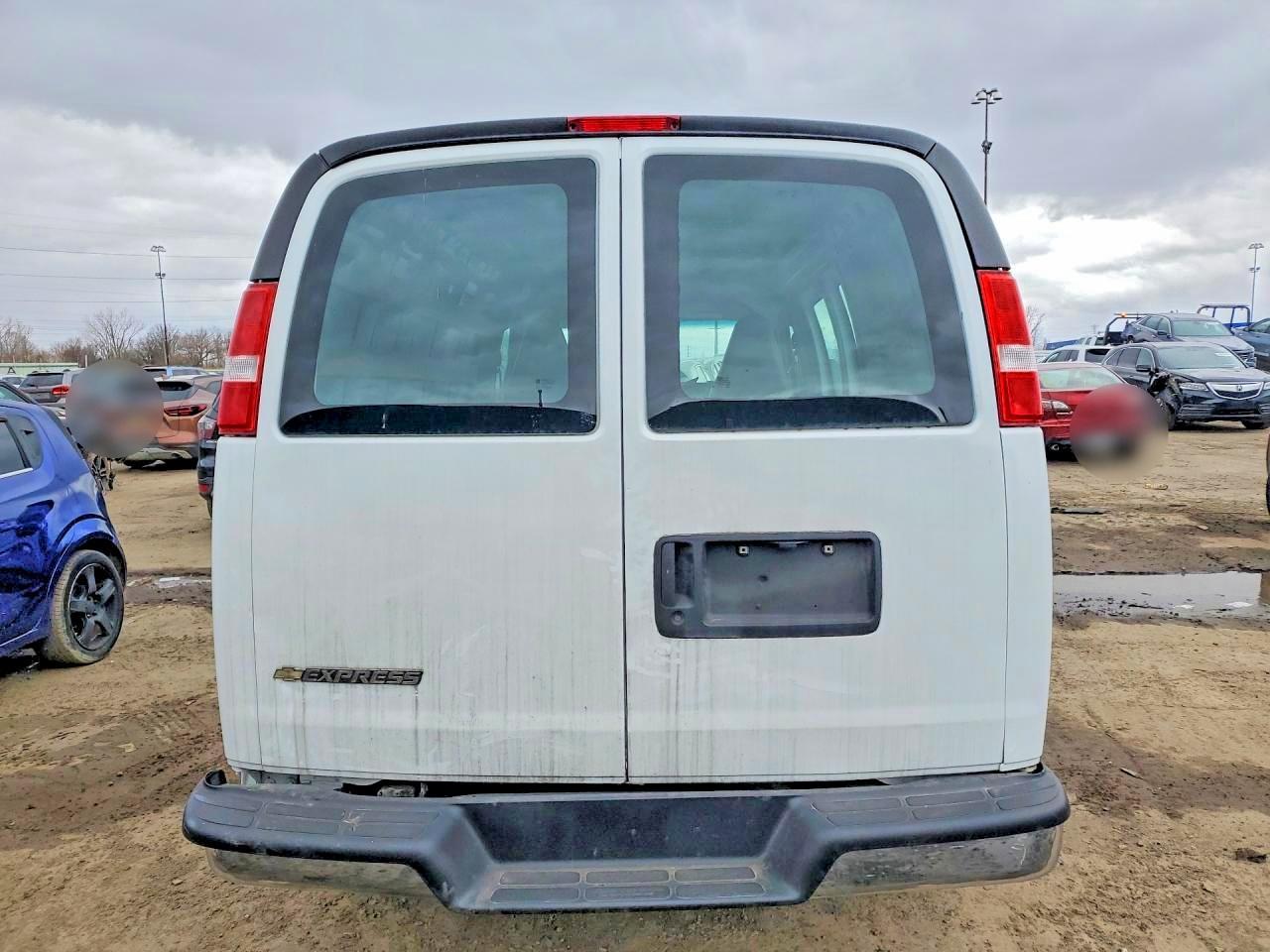 2022 Chevrolet Express G2500 - Image 6