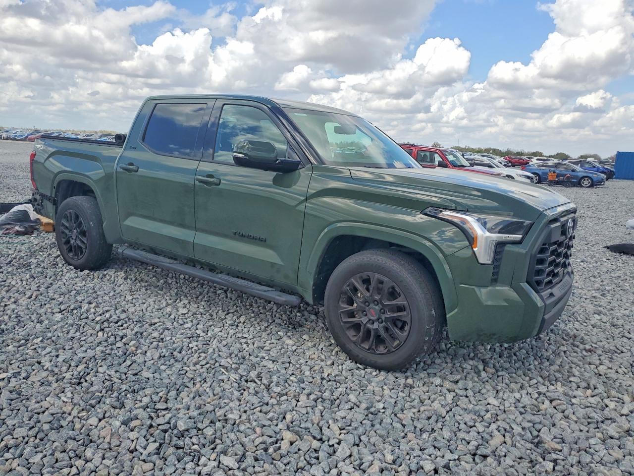 2022 Toyota Tundra Sr5 - Image 4
